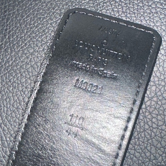 Louis Vuitton Belt - Picture 4 of 14